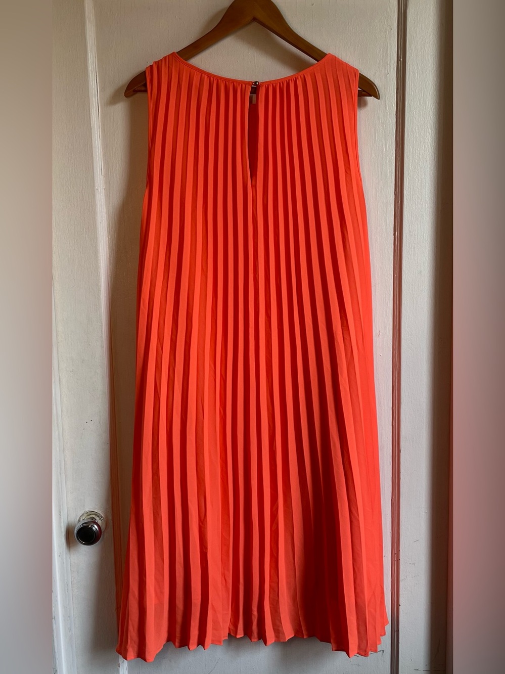 Banana Republic Coral Pleated Sleeveless Shift Dress 12 Accordion Wedding Guest - Picture 3 of 15